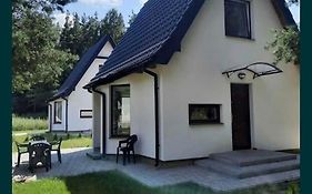 Uroczy domek na Mazurach, Pilec 59